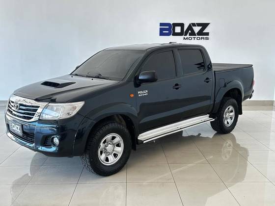 TOYOTA HILUX 2.5 4X4 CS CHASSI CABINE 16V TURBO DIESEL 2P MANUAL TOYOTA HILUX 2.5 4X4 CS CHASSI CABINE 16V TURBO DIESEL 2P MANUAL